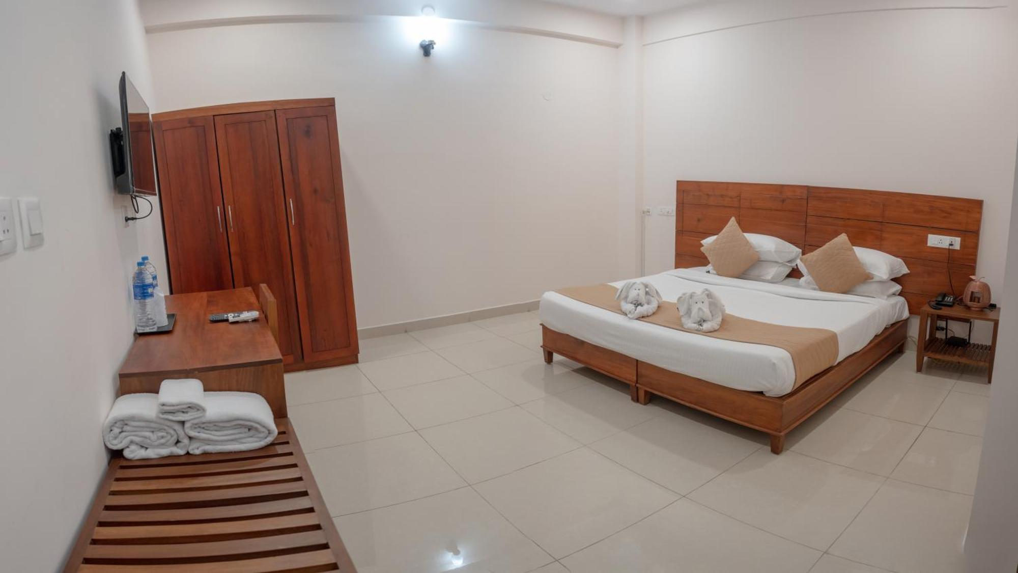 Daffodils Luxury Airport Suites Kochi Dış mekan fotoğraf