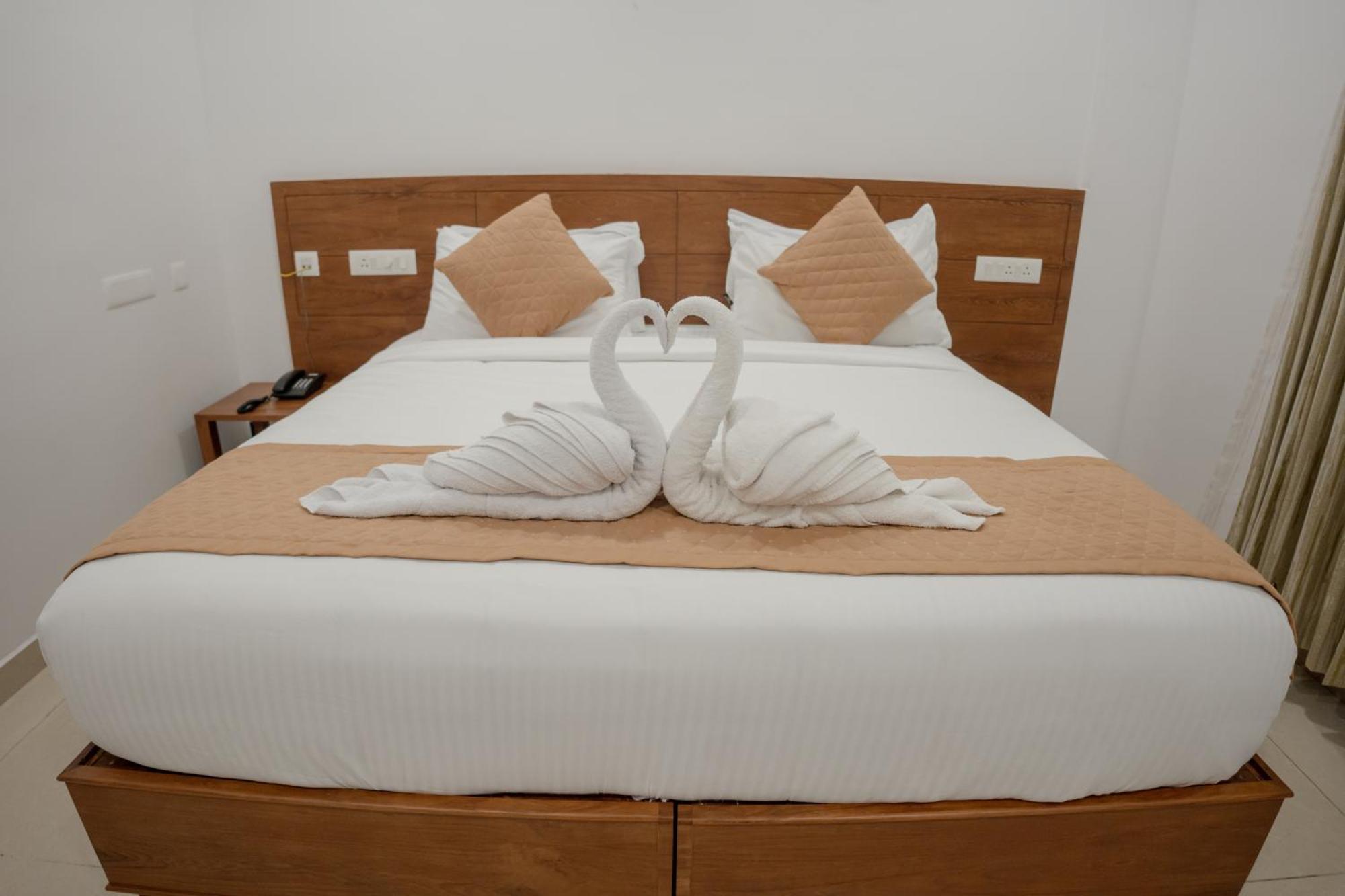 Daffodils Luxury Airport Suites Kochi Dış mekan fotoğraf