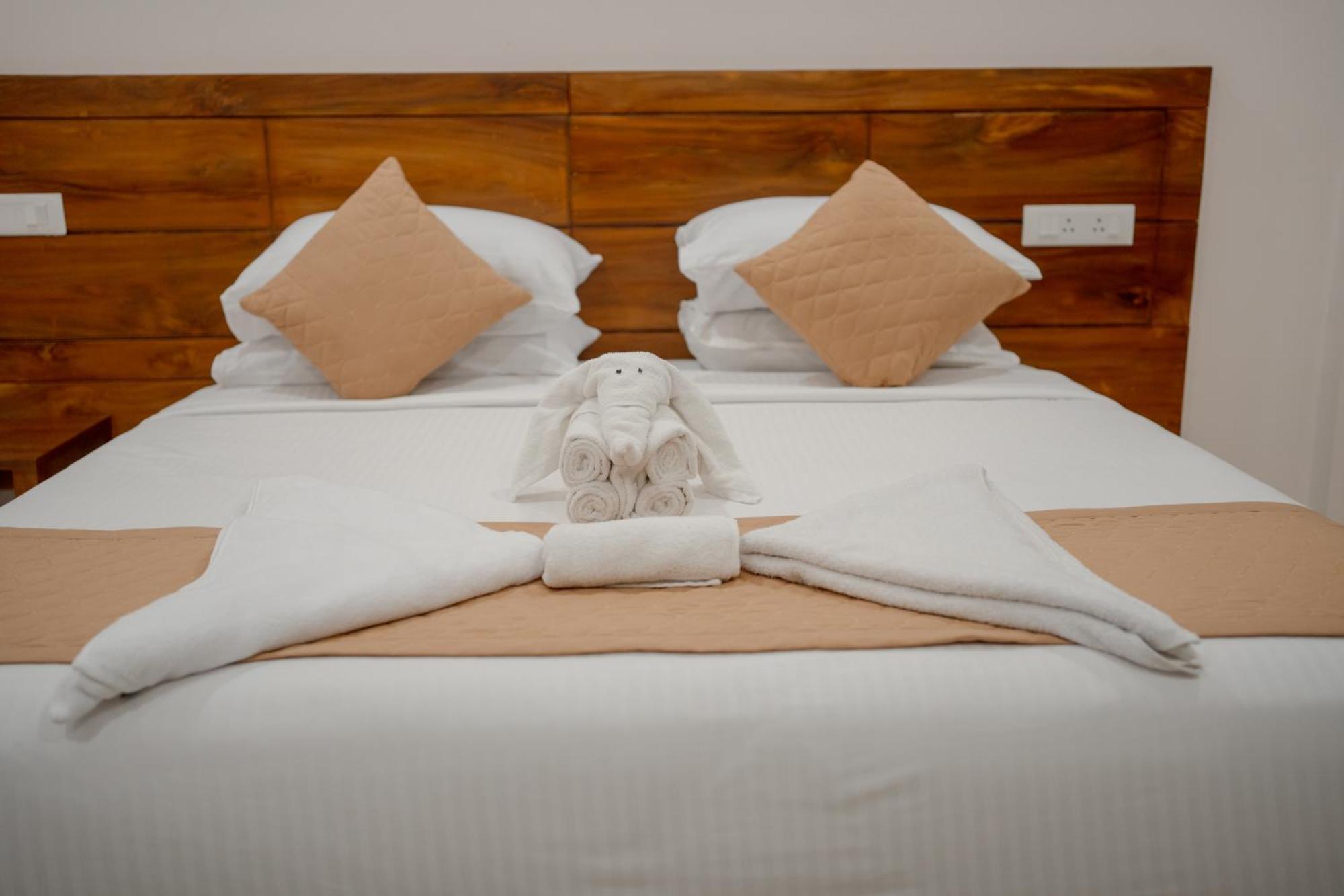 Daffodils Luxury Airport Suites Kochi Dış mekan fotoğraf